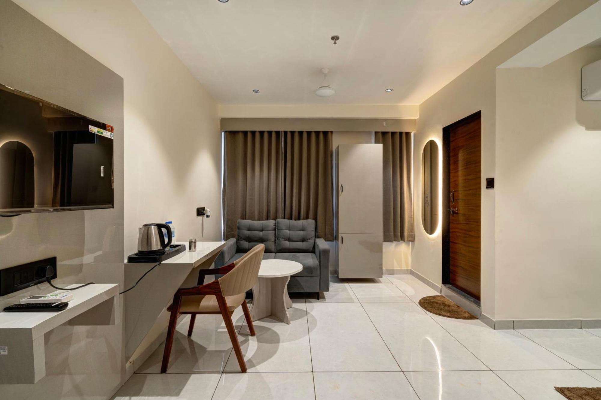 Hotel Shrimad Villa Gandhinagar Extérieur photo