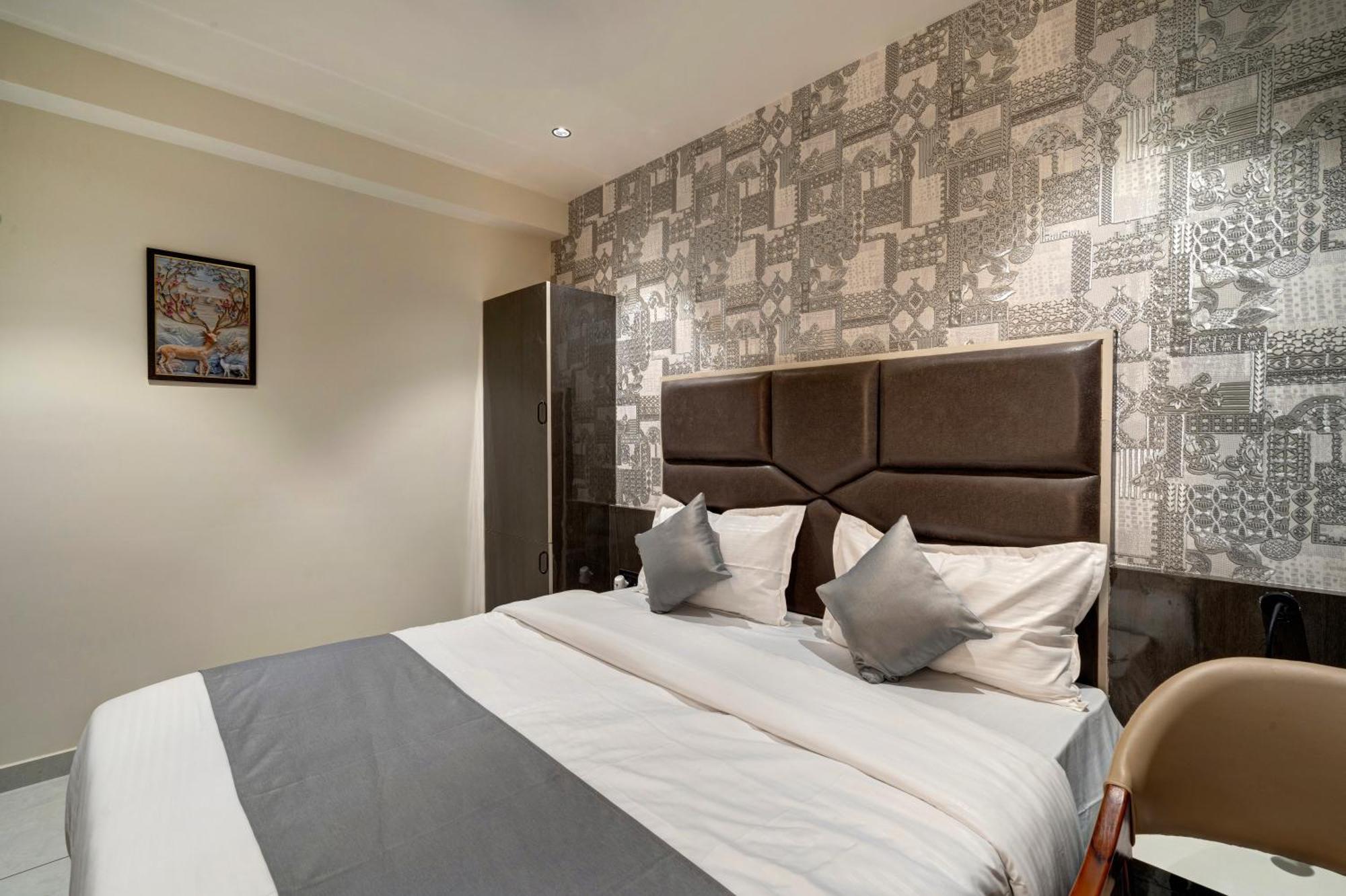 Hotel Shrimad Villa Gandhinagar Extérieur photo