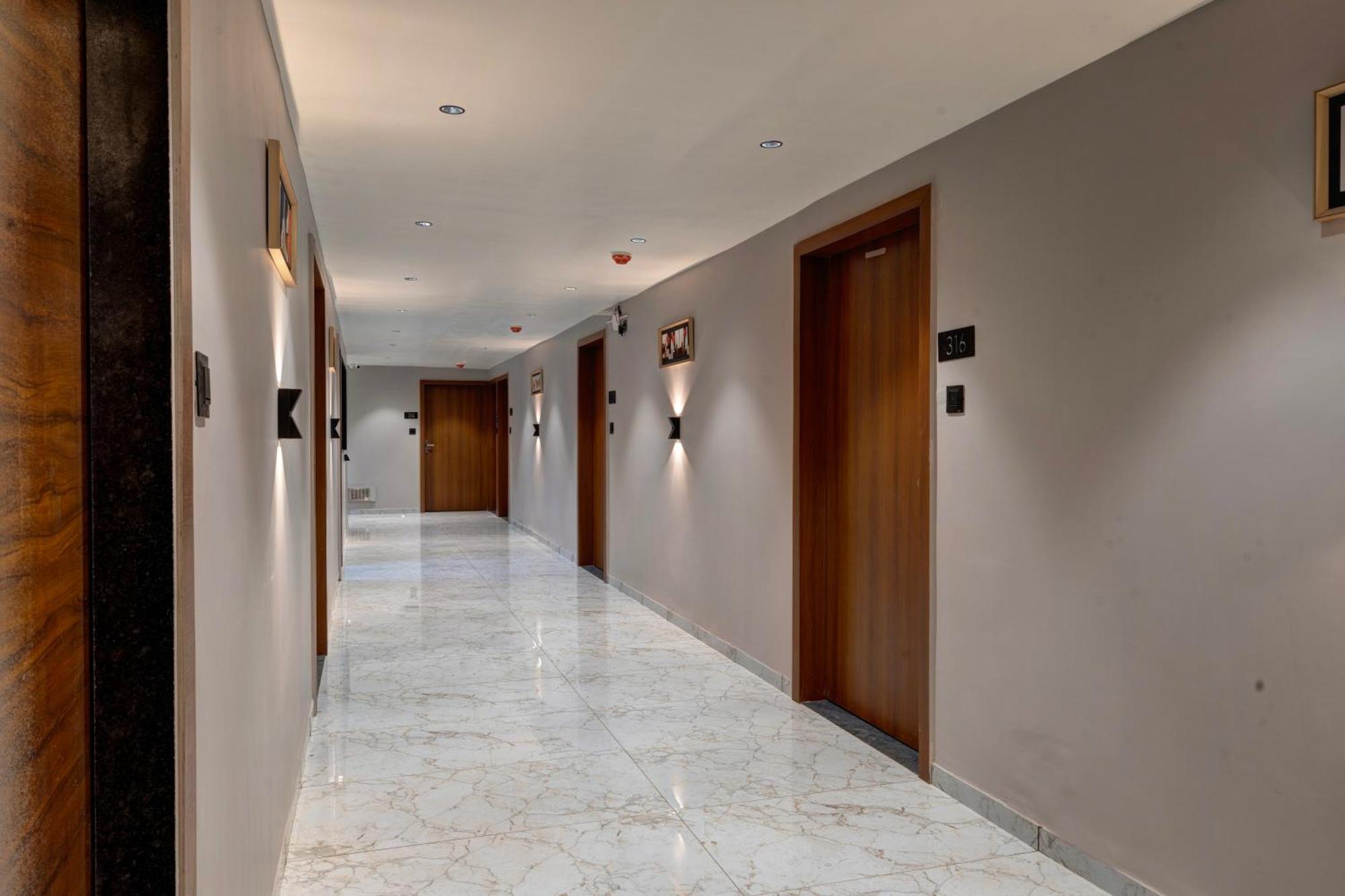 Hotel Shrimad Villa Gandhinagar Extérieur photo